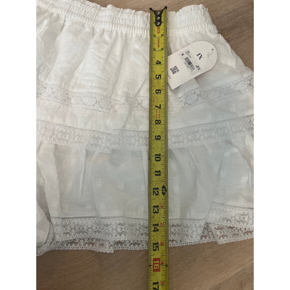 NEW Arula White Lace Shorts Plus Size 1X NWT Boho Indie Winslow - Picture 6 of 8